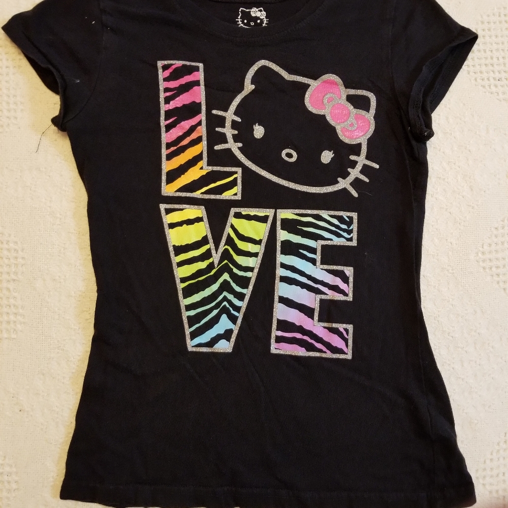 Hello Kitty tshirt